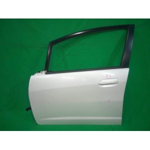 Honda Fit Shuttle Front left door
